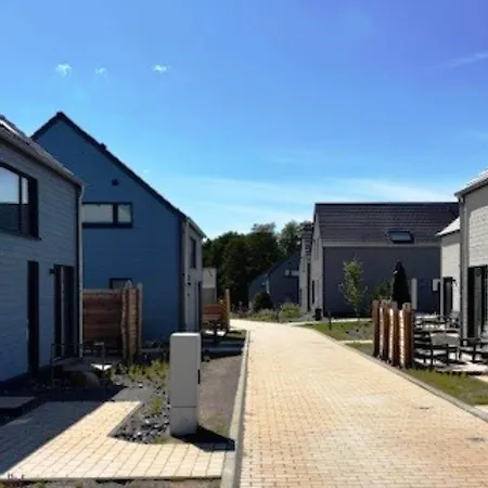 Hochwertiges Mit Terrasse In Strandnaehe Auf Ruegen