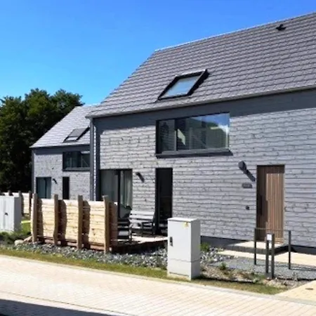 Hochwertiges Mit Terrasse In Strandnaehe Auf Ruegen * Sagard